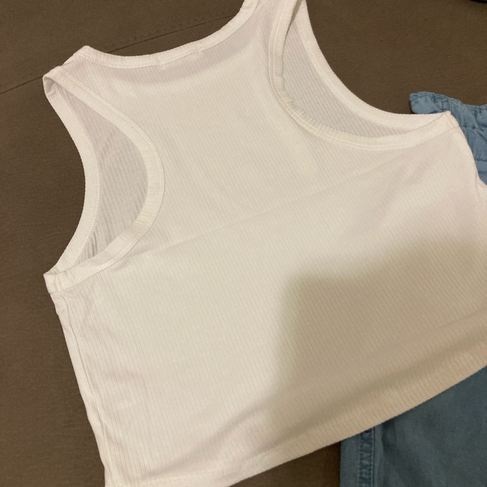 White Ribbed Cropped tank top - Picture 4 of 6